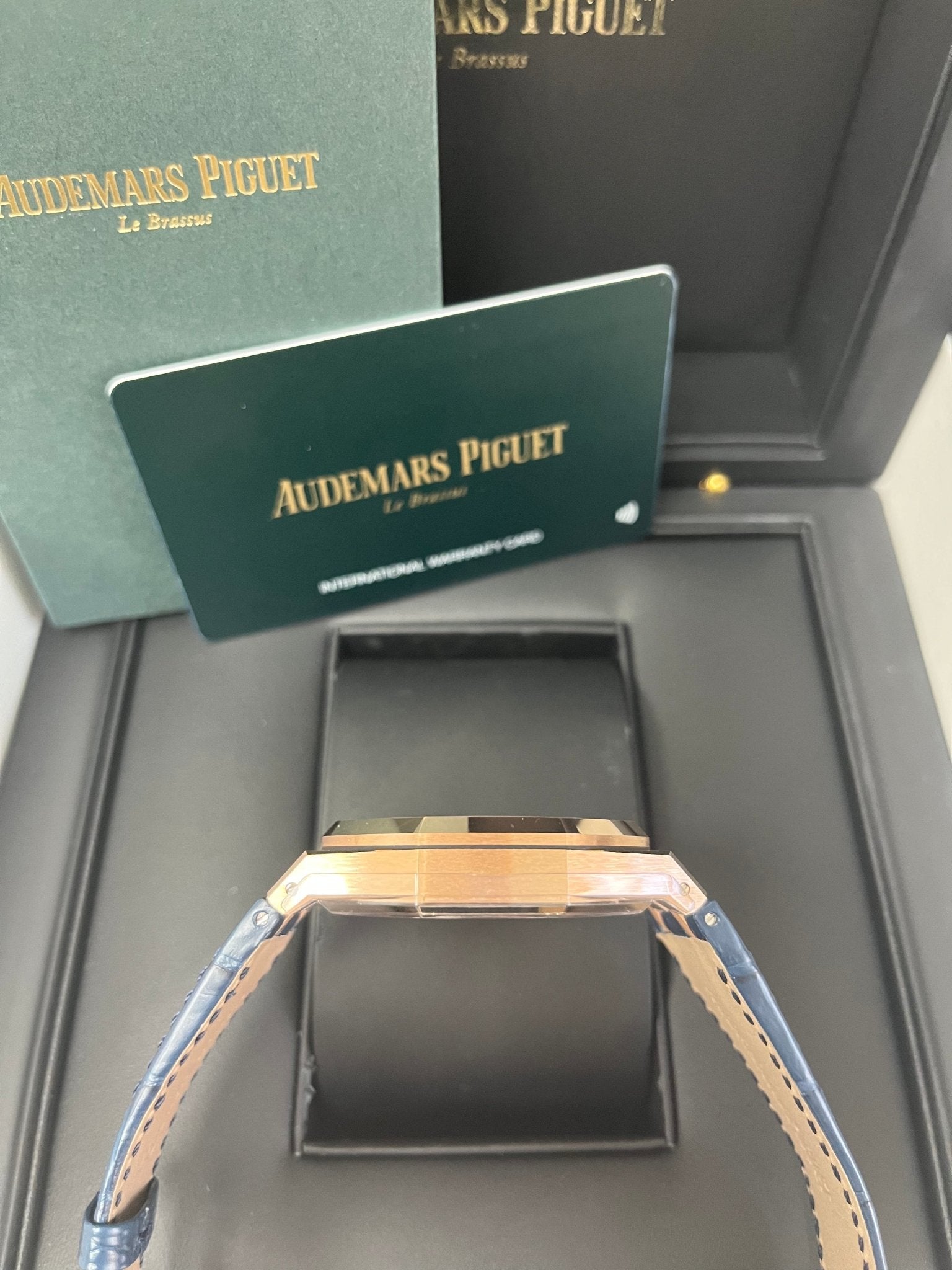 Audemars Piguet Royal Oak 41mm 18k Rose Gold Blue Dial Ref. 15510OR.OO.D315CR.02 - Image 3