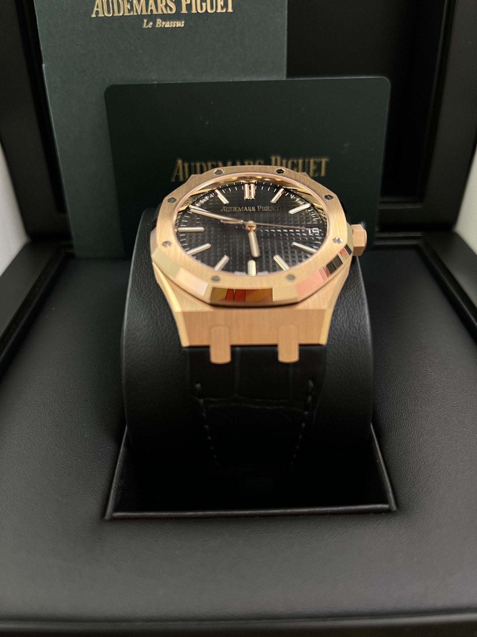 Audemars Piguet Royal Oak 41mm Rose Gold Black Dial 15510OR.OO.D002CR.02 - Image 2
