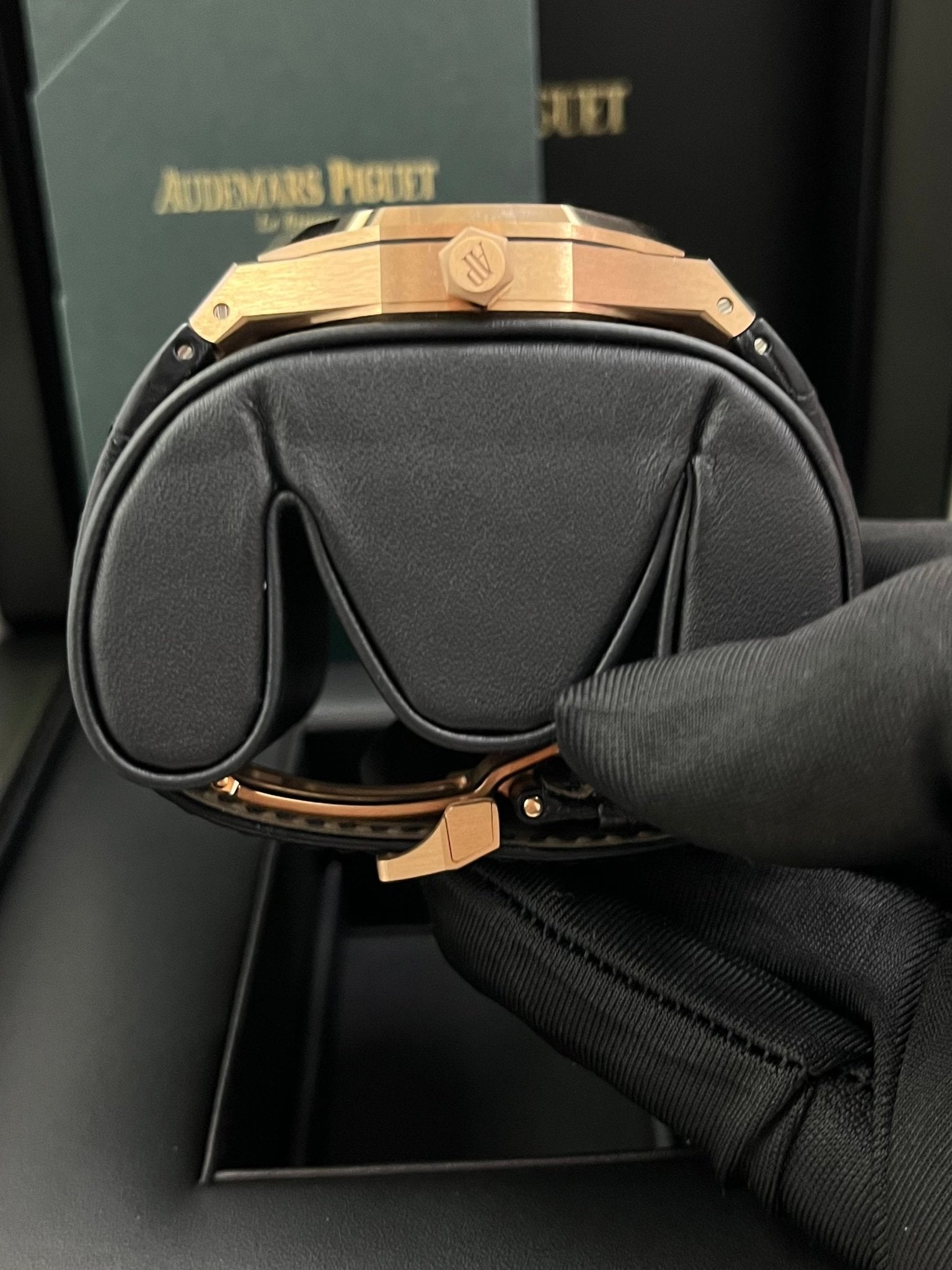 Audemars Piguet Royal Oak 41mm Rose Gold Black Dial 15510OR.OO.D002CR.02 - Image 14