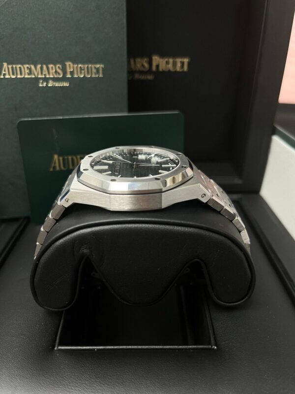 audemars-piguet-royal-oak-50th-anniversary-green-dial-15510stoo1320st04-249814.jpg Audemars Piguet Royal Oak "50th Anniversary" Green Dial 15510ST.OO.1320ST.04