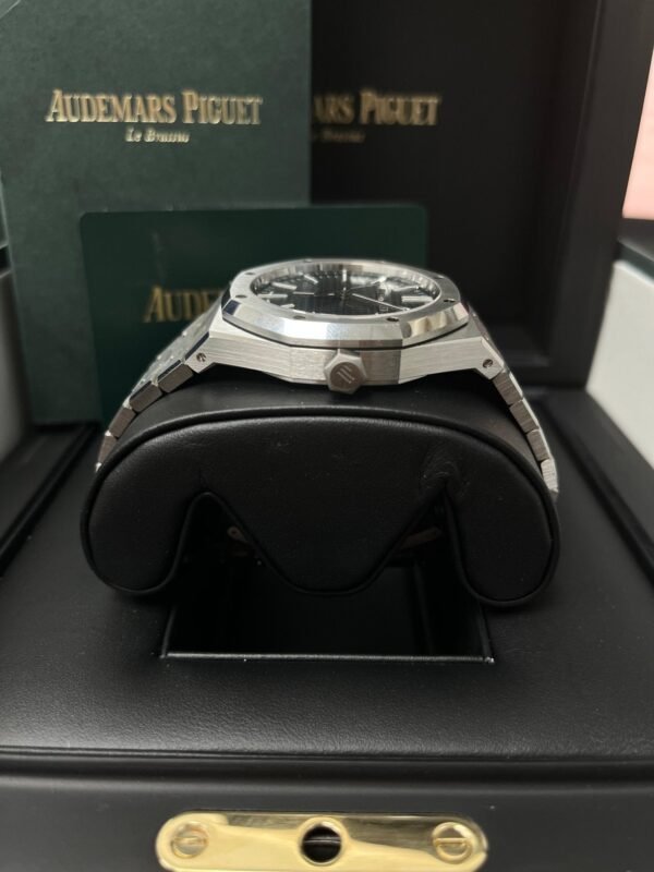 audemars-piguet-royal-oak-50th-anniversary-green-dial-15510stoo1320st04-950805.jpg Audemars Piguet Royal Oak "50th Anniversary" Green Dial 15510ST.OO.1320ST.04