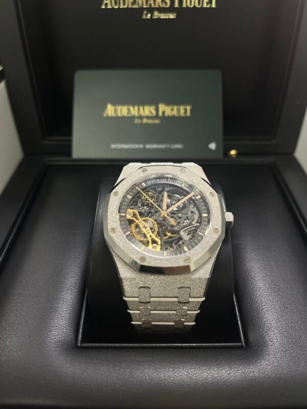 audemars-piguet-royal-oak-double-balance-wheel-frosted-gold-reference-15407bcgg1224bc01-137932.jpg Audemars Piguet Royal Oak Double Balance Wheel Frosted Gold (Reference # 15407BC.GG.1224BC.01)