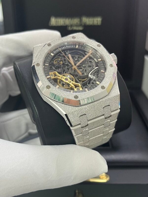 audemars-piguet-royal-oak-double-balance-wheel-frosted-gold-reference-15407bcgg1224bc01-152066.jpg Audemars Piguet Royal Oak Double Balance Wheel Frosted Gold (Reference # 15407BC.GG.1224BC.01)