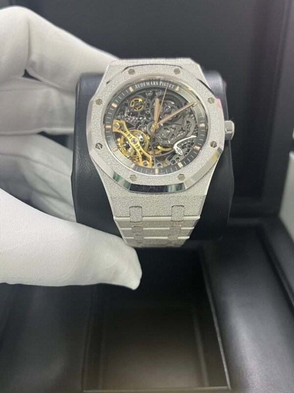 audemars-piguet-royal-oak-double-balance-wheel-frosted-gold-reference-15407bcgg1224bc01-852018.jpg Audemars Piguet Royal Oak Double Balance Wheel Frosted Gold (Reference # 15407BC.GG.1224BC.01)