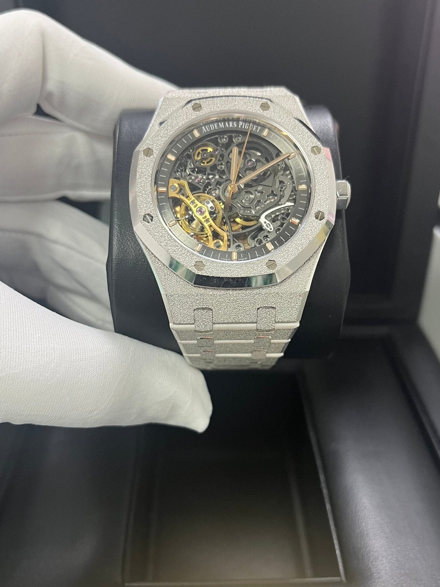 Audemars Piguet Royal Oak Double Balance Wheel Frosted Gold (Reference # 15407BC.GG.1224BC.01) - Image 5