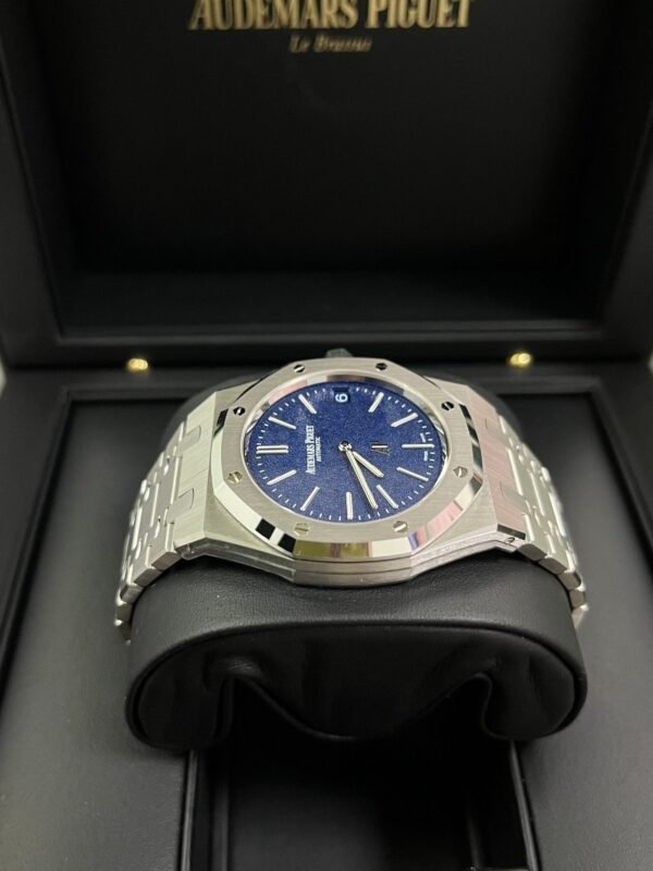 Audemars Piguet Royal Oak Jumbo  Extra-thin 16202BC.OO.1240BC.02