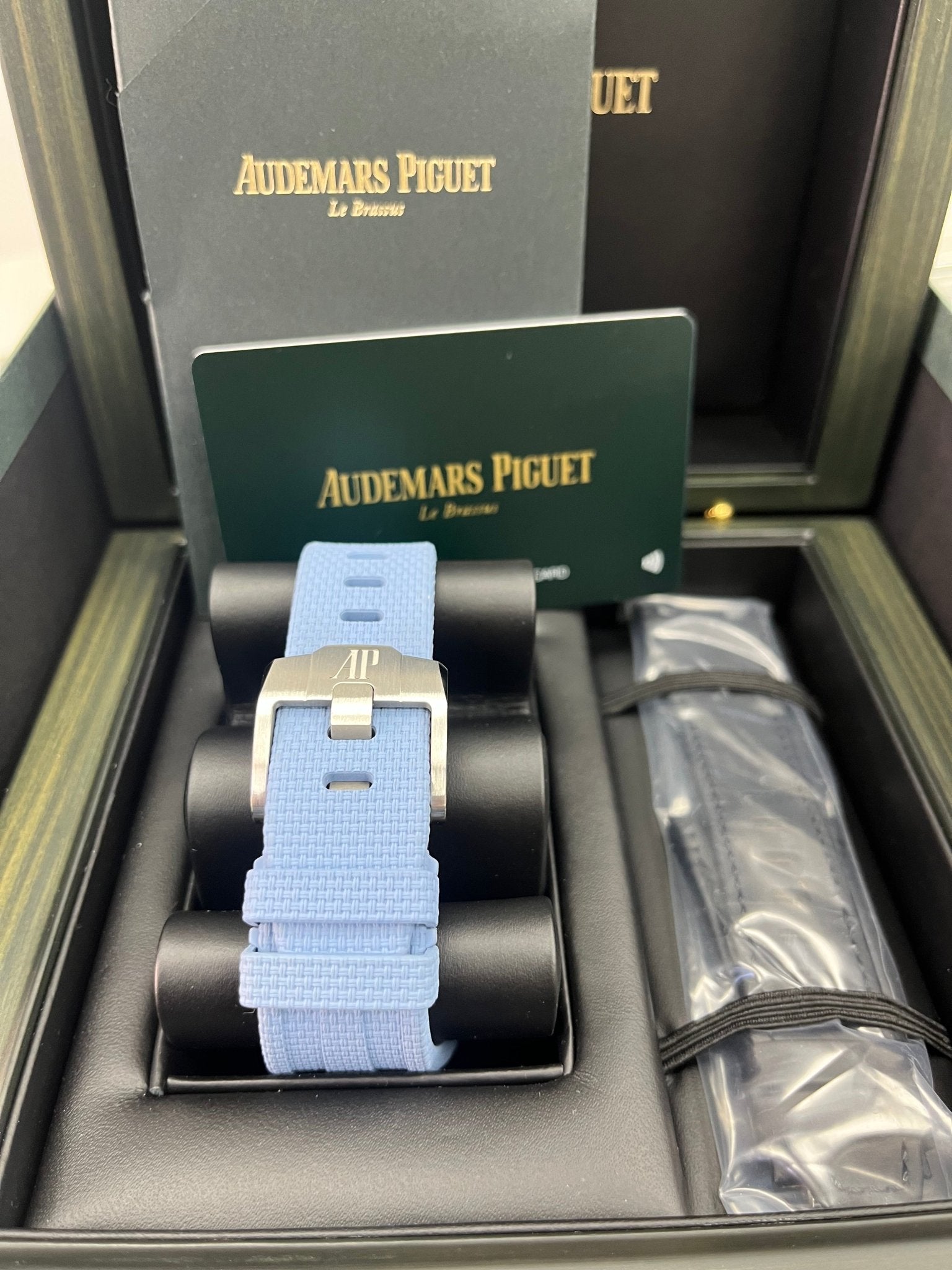 Audemars Piguet Royal Oak Offshore Chronograph 42mm (Ref # 26238ST.OO.A340CA.01) - Image 6