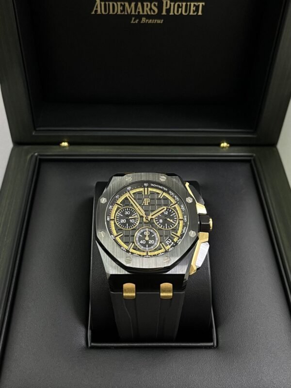 audemars-piguet-royal-oak-offshore-ref-26420ceooa127cr01-346663.jpg Audemars Piguet Royal Oak Offshore (Ref# 26420CE.OO.A127CR.01)