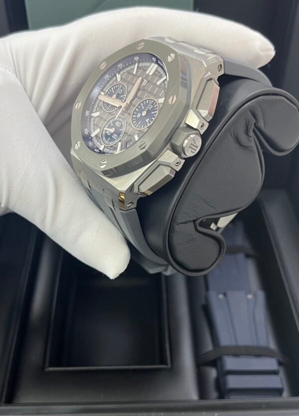 Audemars Piguet Royal Oak Offshore Selfwinding Chronograph (Ref# 26420IO.OO.A009CA.01)