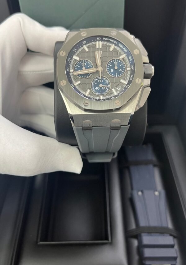 Audemars Piguet Royal Oak Offshore Selfwinding Chronograph (Ref# 26420IO.OO.A009CA.01)