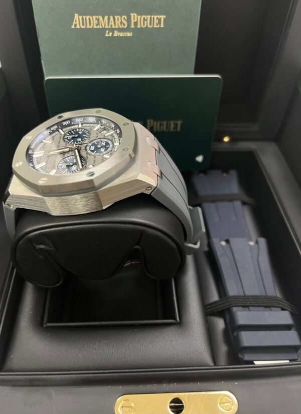 Audemars Piguet Royal Oak Offshore Selfwinding Chronograph (Ref# 26420IO.OO.A009CA.01)