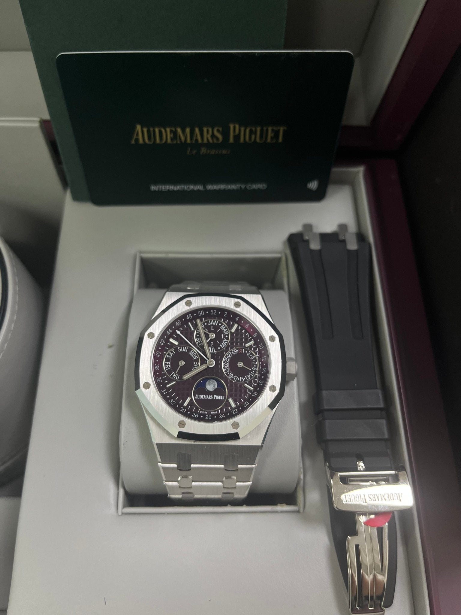 Audemars Piguet Royal Oak Perpetual Calendar SPECIAL EDITION 41mm Royal Oak Burgundy Dial 26574BC.OO.1220BC.01 - Image 2