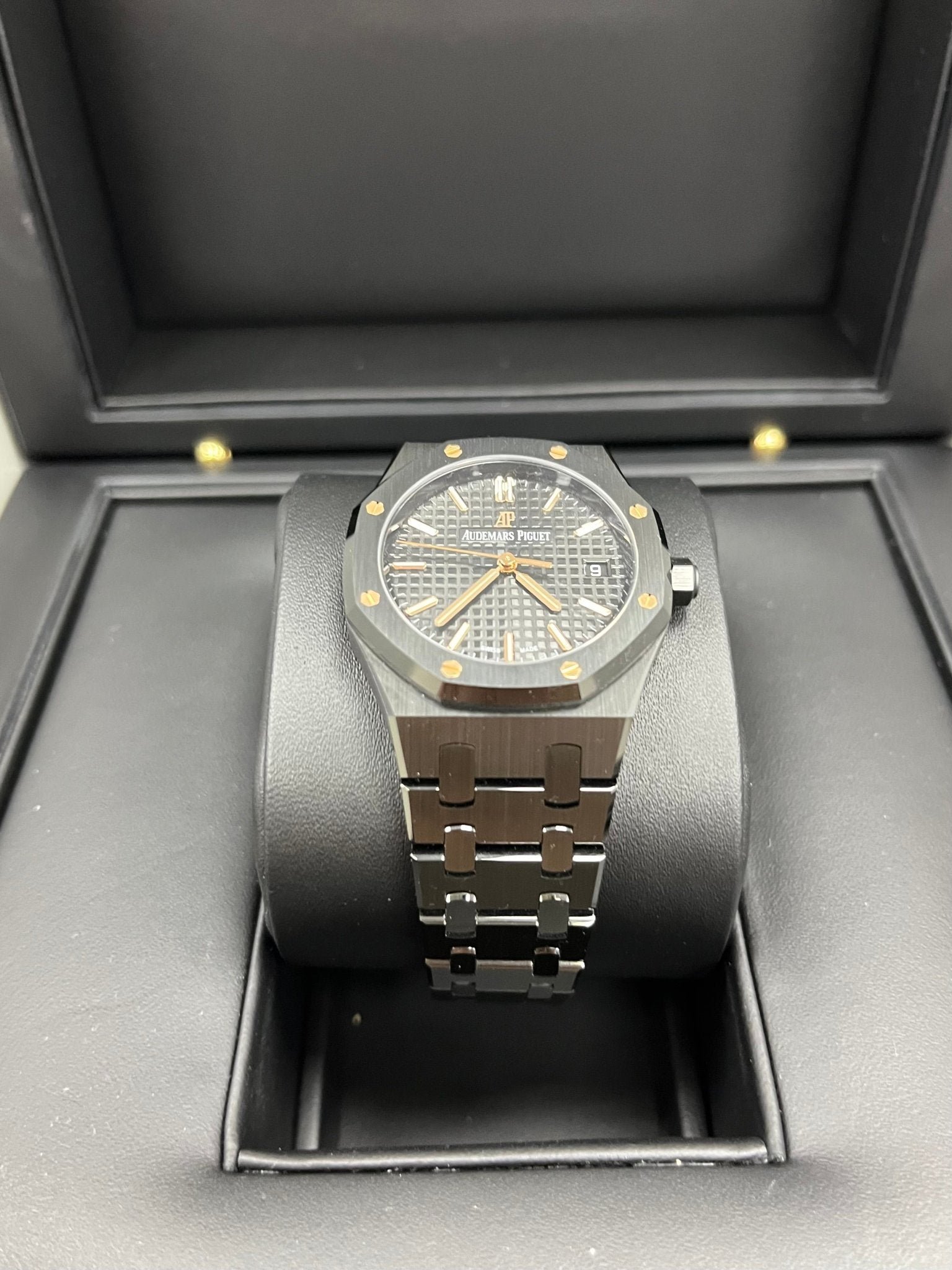 Audemars Piguet Royal Oak Selfwinding 34mm Black Ceramic 77350ce.oo.1266ce.01 - Image 5