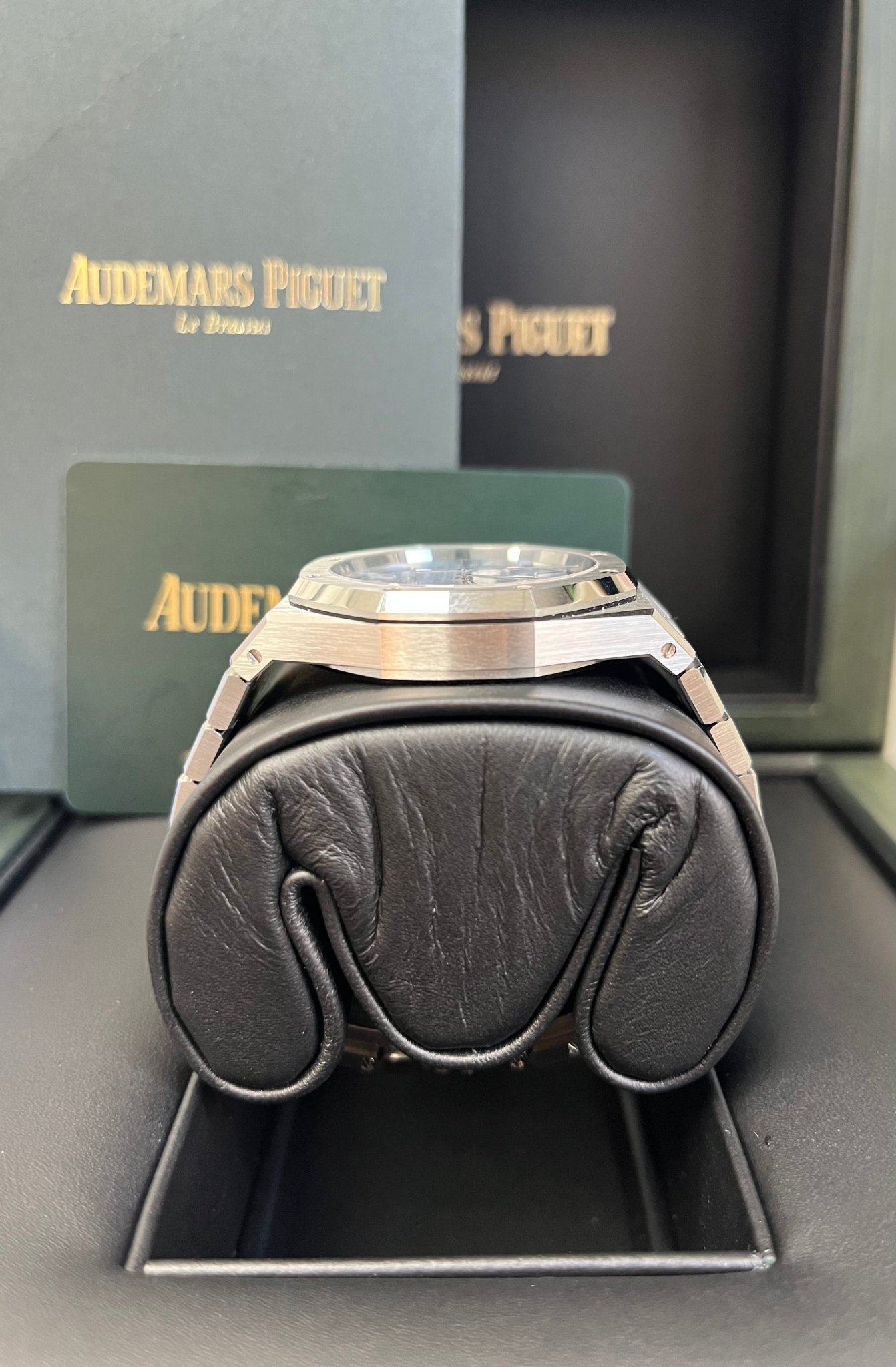 Audemars Piguet Royal Oak Selfwinding 37mm Ice Blue Dial 15550ST.OO.1356ST.08 - Image 5