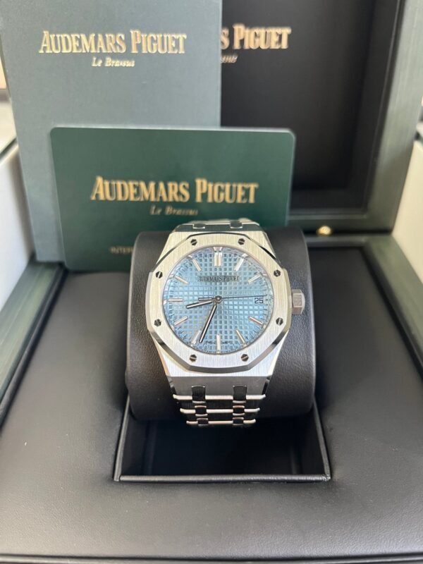 audemars-piguet-royal-oak-selfwinding-37mm-ice-blue-dial-15550stoo1356st08-638245.jpg Audemars Piguet Royal Oak Selfwinding 37mm Ice Blue Dial 15550ST.OO.1356ST.08