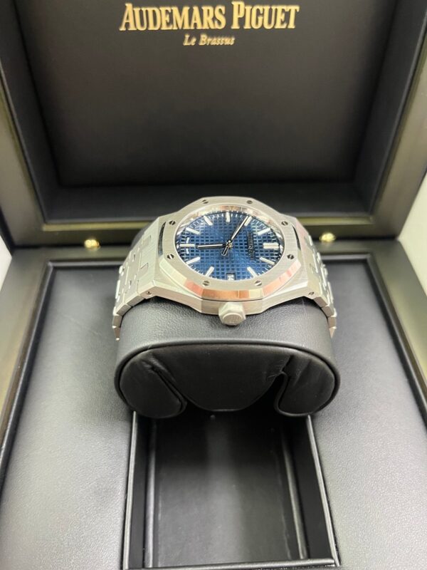 Audemars Piguet Royal Oak Selfwinding 37mm Stainless Steel Blue Dial 15550ST.OO.1356ST.06