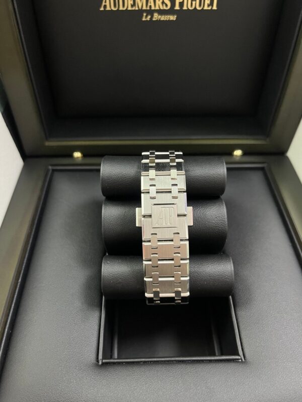 Audemars Piguet Royal Oak Selfwinding 37mm Stainless Steel Blue Dial 15550ST.OO.1356ST.06