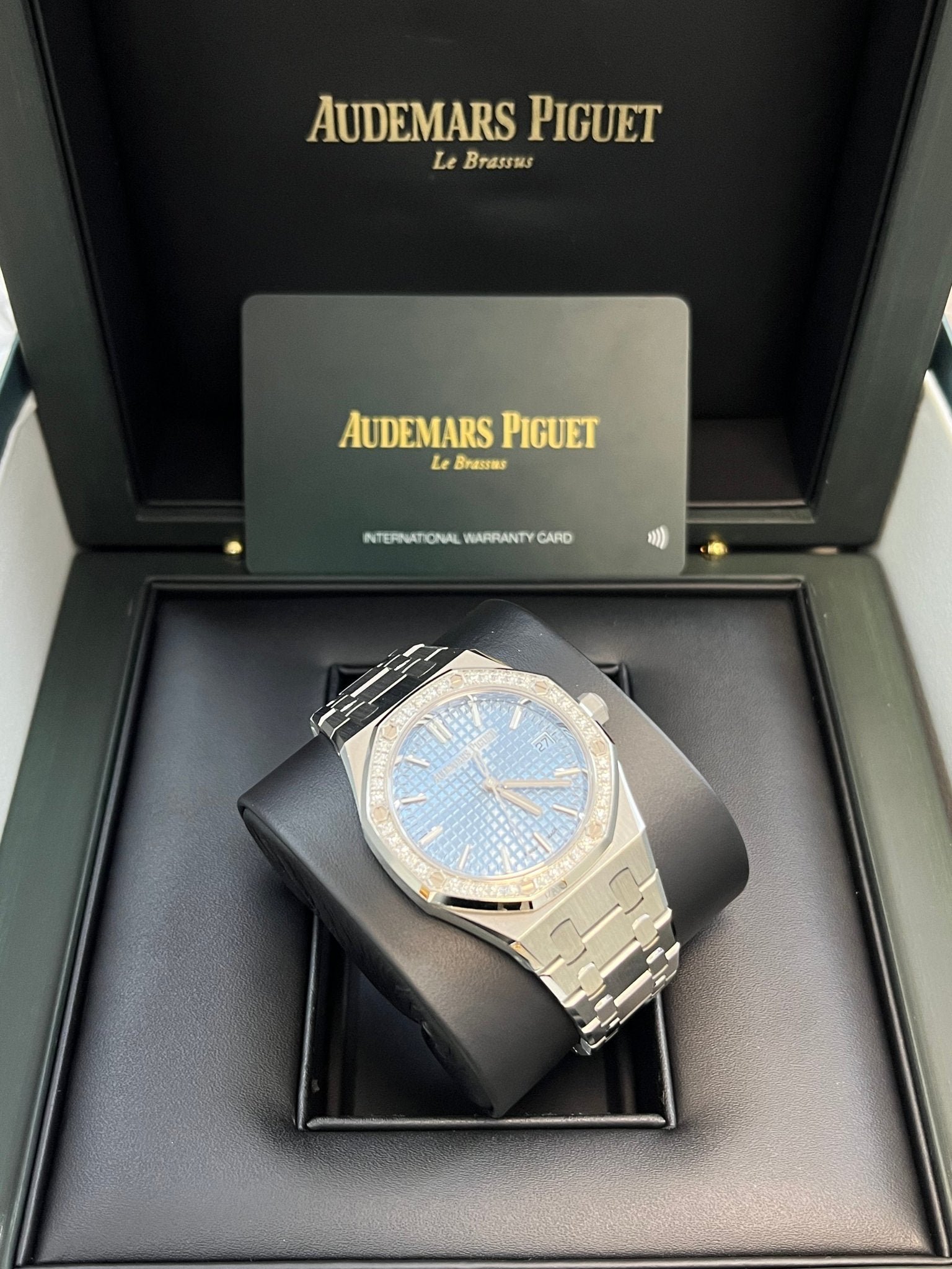 Audemars Piguet Royal Oak Selfwinding Ice Blue Dial 77451ST.ZZ.1361ST.03 - Image 3