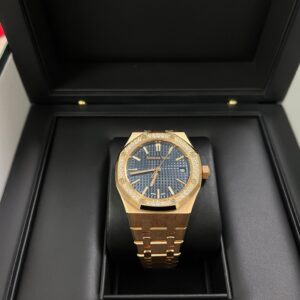 Audemars Piguet Royal Oak Selfwinding (Ref# 15551OR.ZZ.1356OR.05)