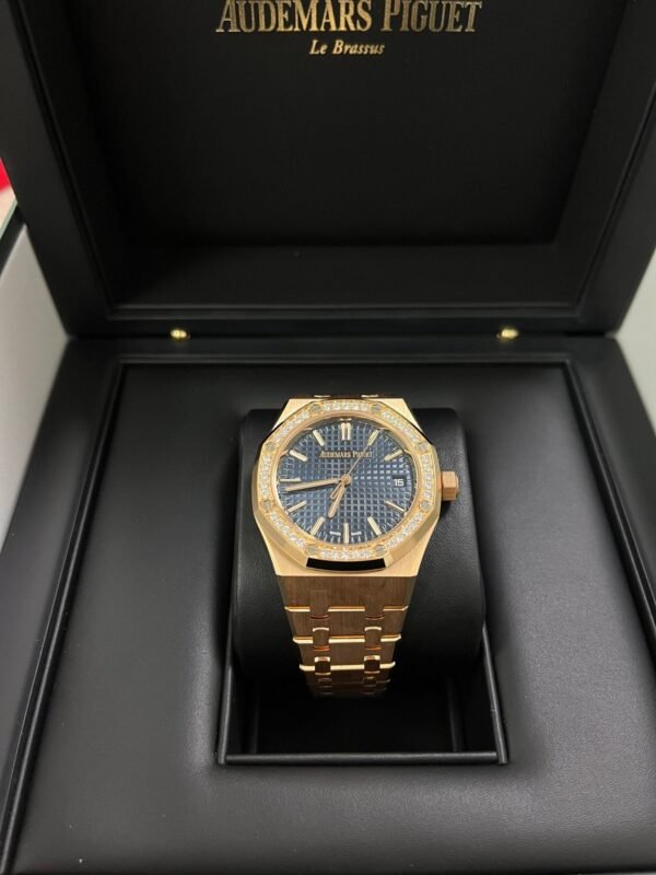 audemars-piguet-royal-oak-selfwinding-ref-15551orzz1356or05-360530.jpg Audemars Piguet Royal Oak Selfwinding (Ref# 15551OR.ZZ.1356OR.05)