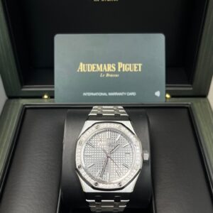 Audemars Piguet Royal Oak Selfwinding (Ref# 15551ST.ZZ.1356ST.06)