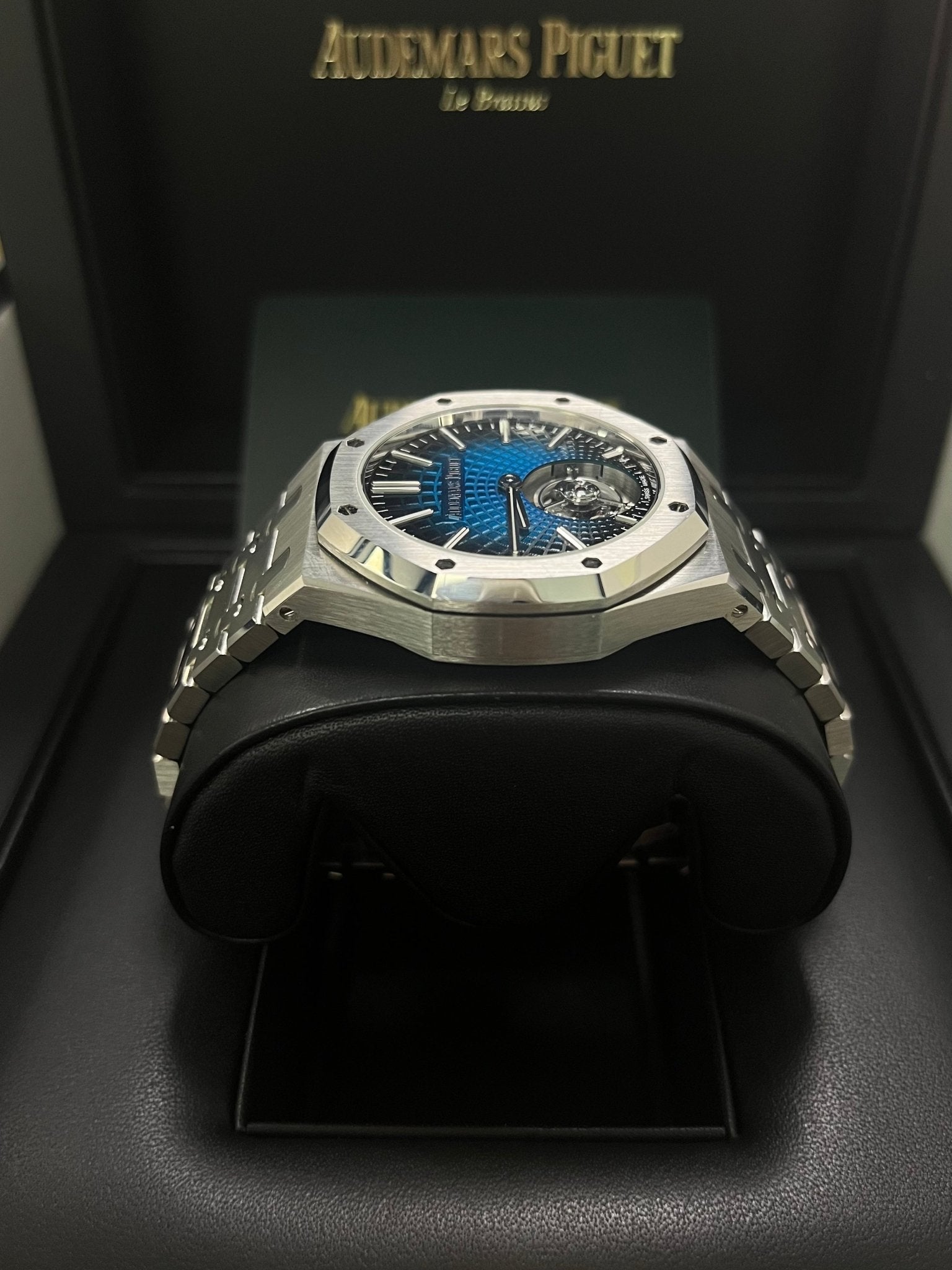 Audemars Piguet Royal Oak Tourbillon Selfwinding Flying Tourbillon "Premier" Limited Edition of 10 26530ST.OO.1220ST.99 - Image 4