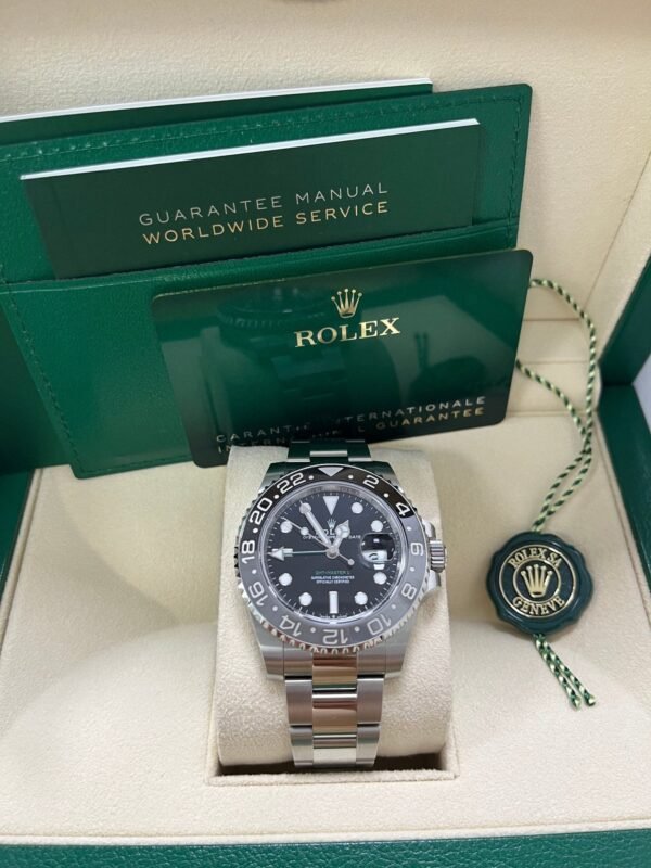 GMT-Master II Black Grey Bezel Oyster Bracelet "Bruce Wayne" 126710GRNR