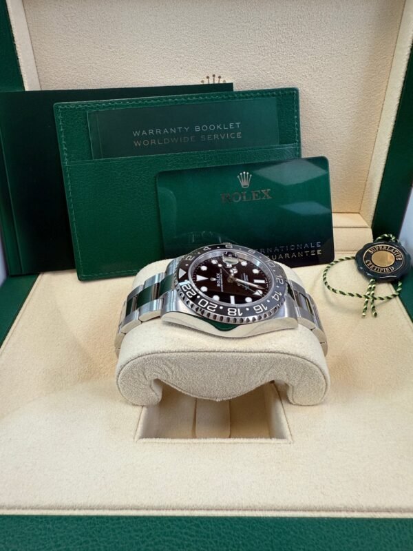 GMT-Master II Black Grey Bezel Oyster Bracelet "Bruce Wayne" 126710GRNR