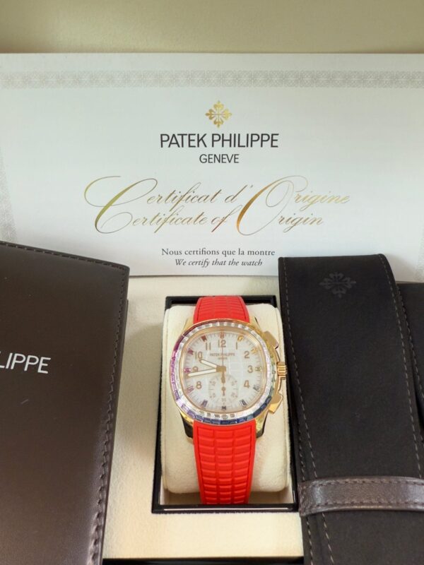 patek-philippe-aquanaut-rose-gold-automatic-factory-diamonds-aquanaut-luce-rainbow-7968300r-001-166293.jpg Patek Philippe Aquanaut Rose Gold Automatic Factory Diamonds Aquanaut Luce "Rainbow" 7968/300R-001