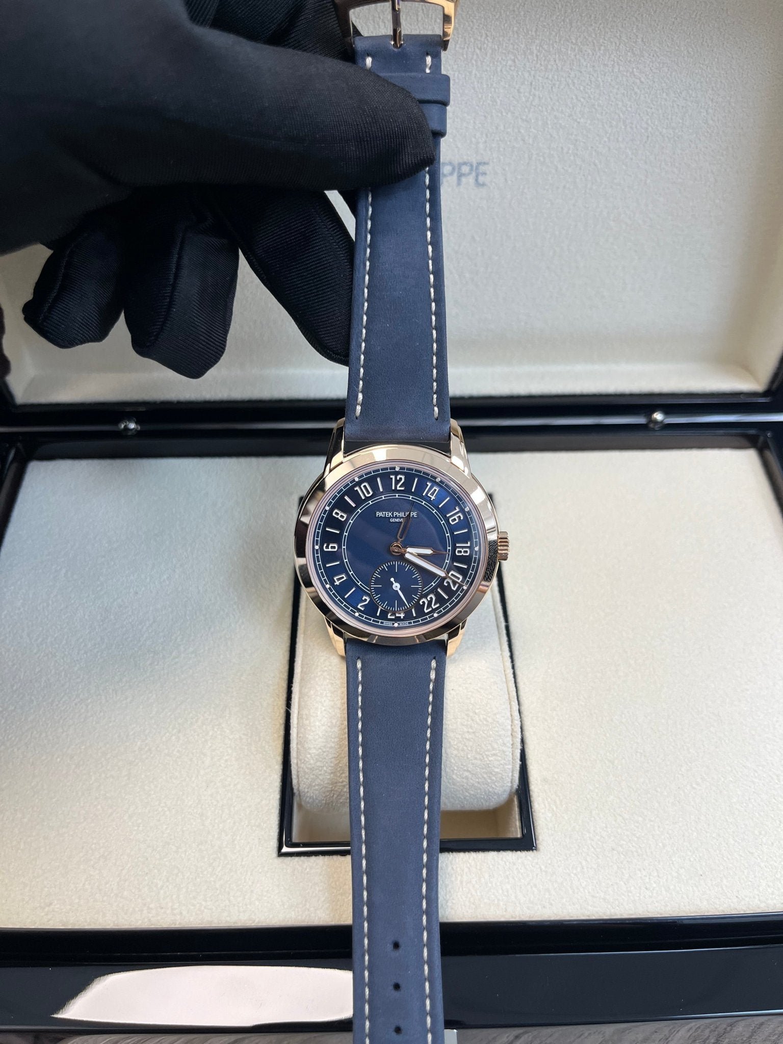 Patek Philippe Calatrava Complications Calatrava Travel Time Automatic Blue Dial Men's Watch 5224r - Image 5