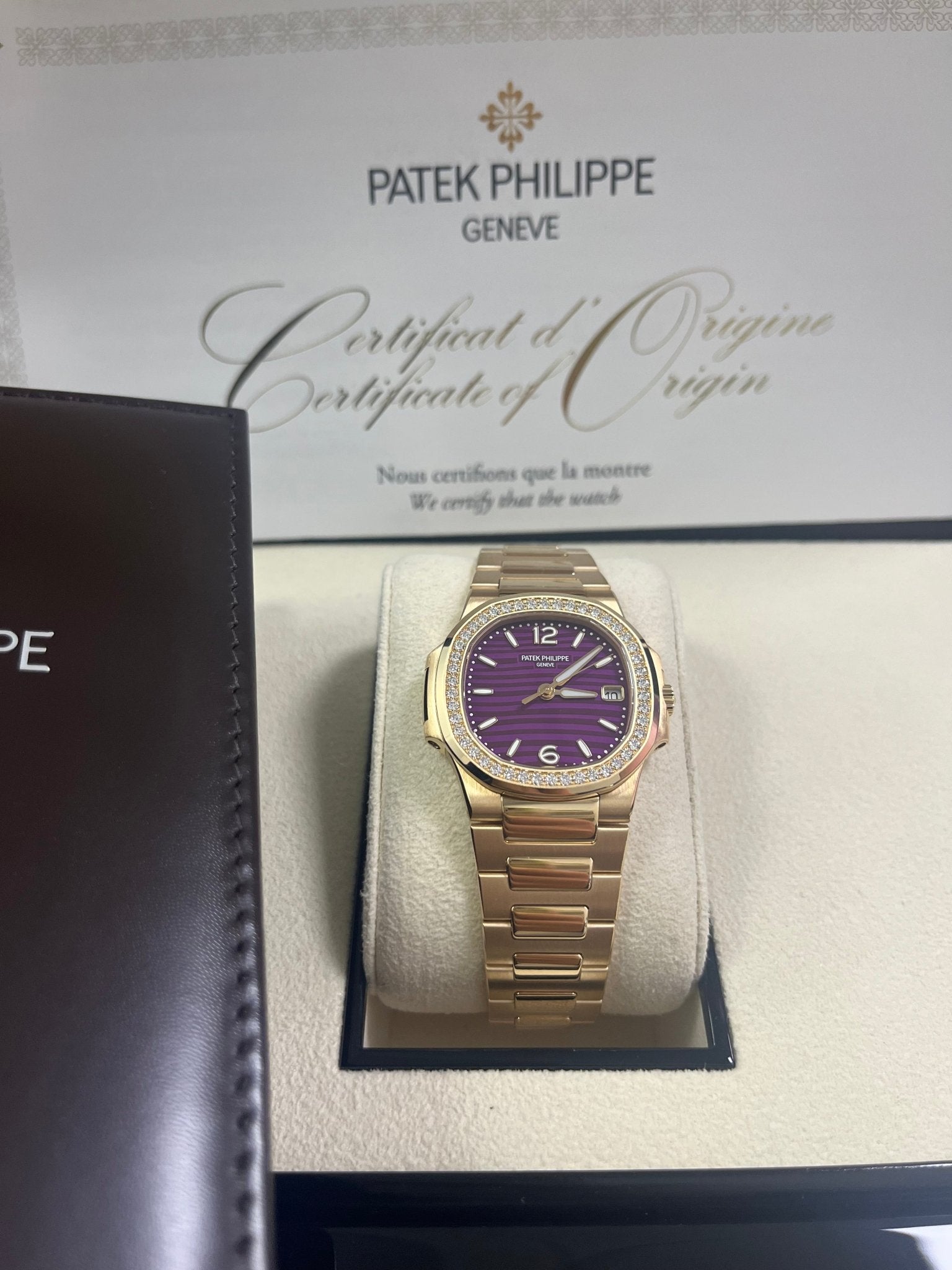 Patek Philippe Nautilus 32mm Diamond Bezel Rose Gold Purple Wave Dial 7010/1R-013 - Image 2