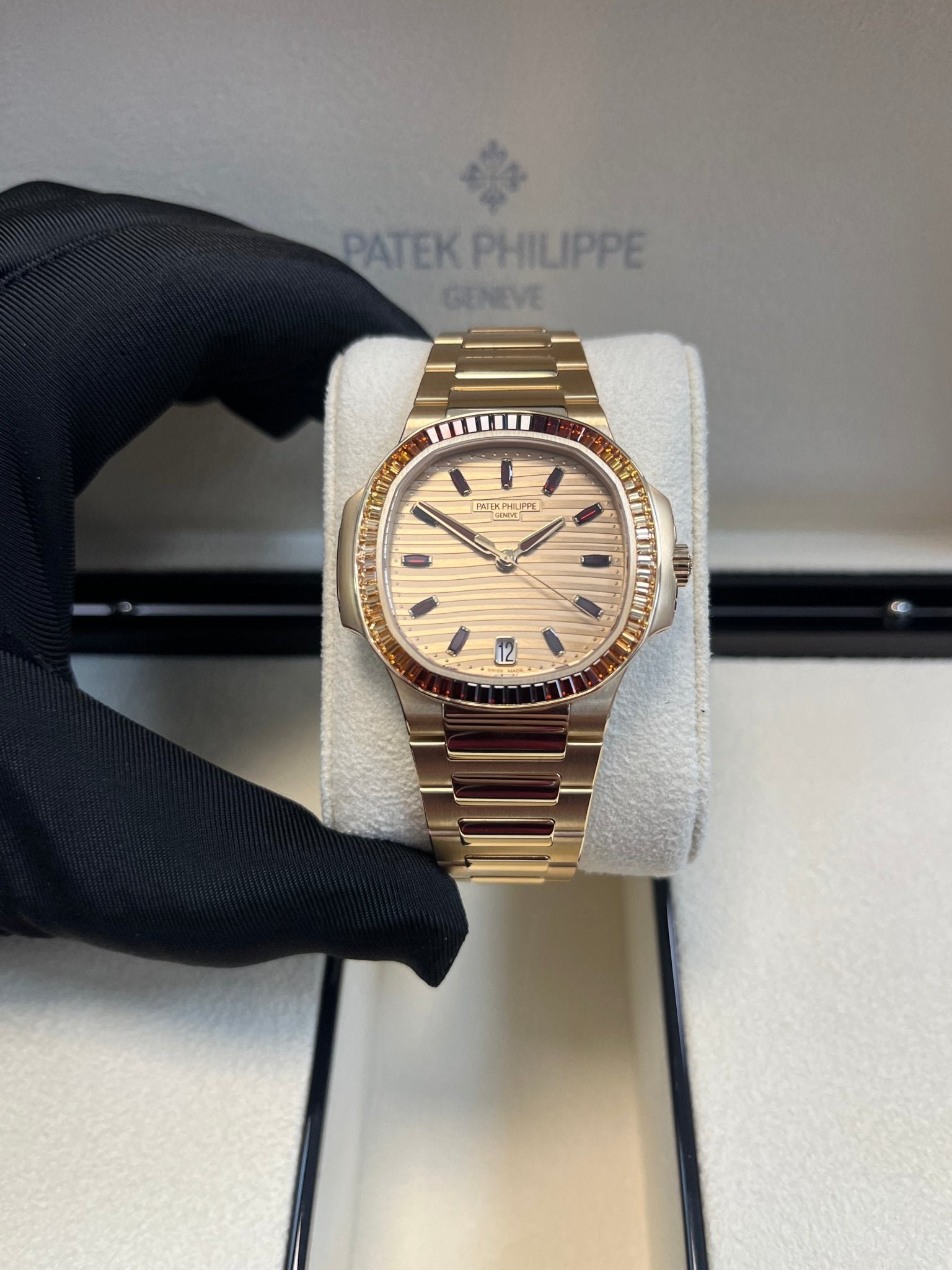 Patek Philippe Nautilus Automatic Rose Gold Baguette Cognac Bezel 7118/1300R-001 - Image 13