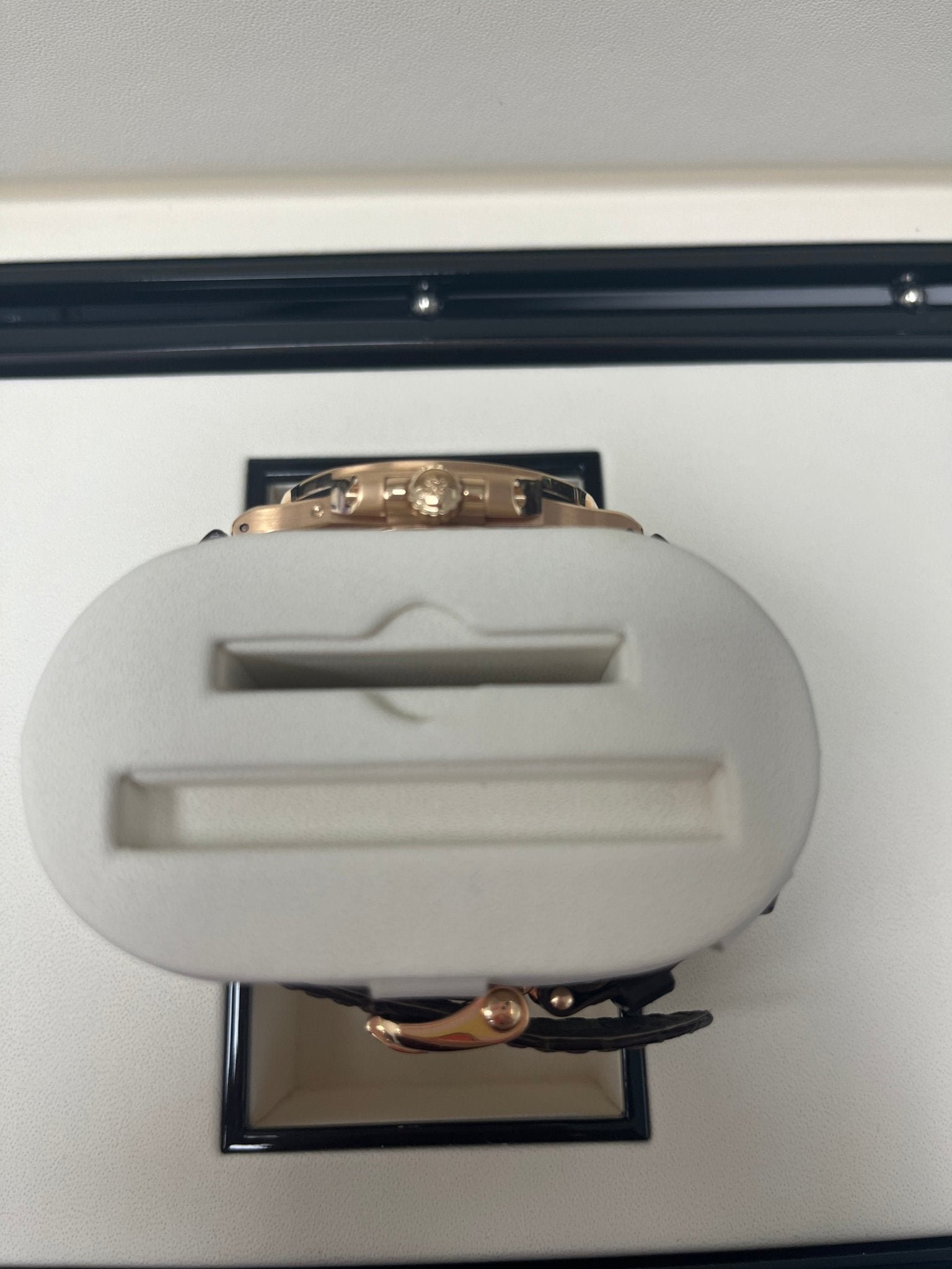 Patek Philippe Nautilus Rose Gold Diamond Bezel & Moon Phase Brown Dial 5724R 001 - Image 7