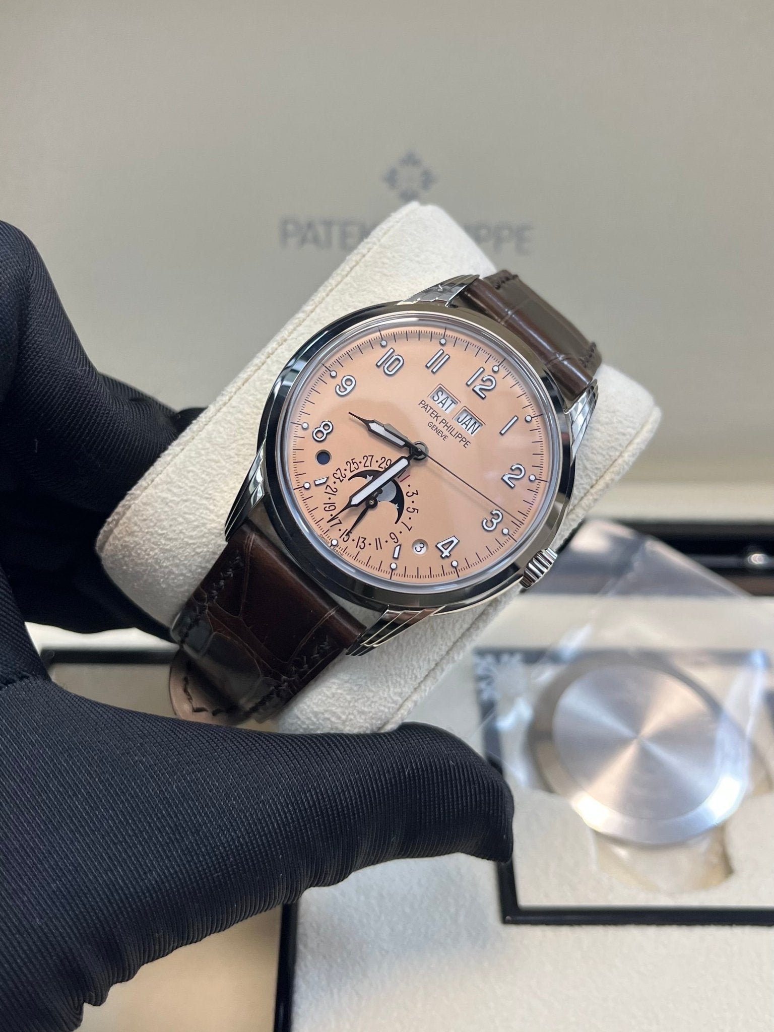 Patek Philippe Perpetual Calendar Grand Complications Salmon Dial Perpetual Calendar (Reference # 5320G) - Image 12