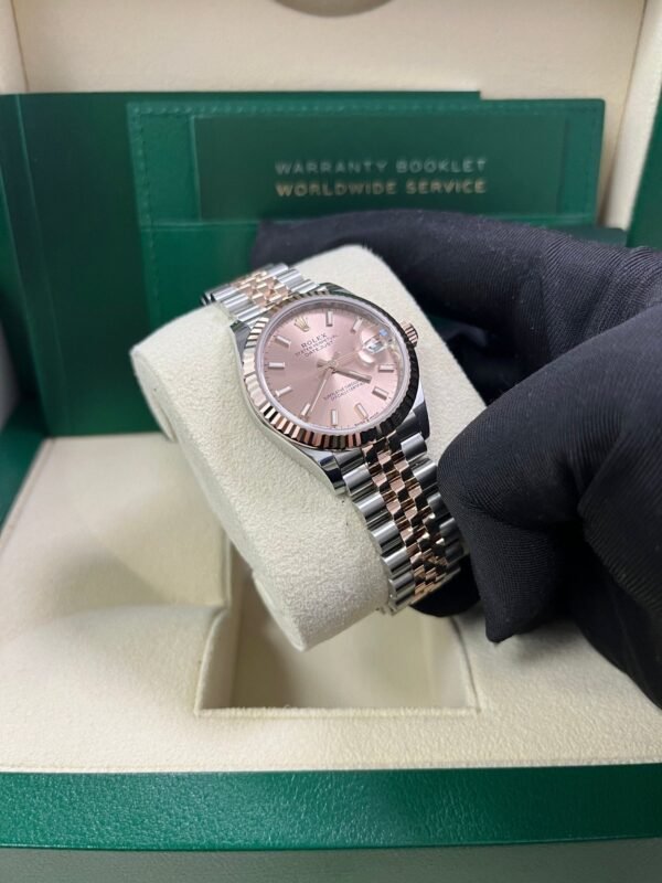 rolex-datejust-31-steel-and-rose-gold-jubilee-bracelet-index-pink-dial-278271-575087.jpg Rolex Datejust 31 Steel and Rose Gold Jubilee Bracelet / Index Pink Dial 278271