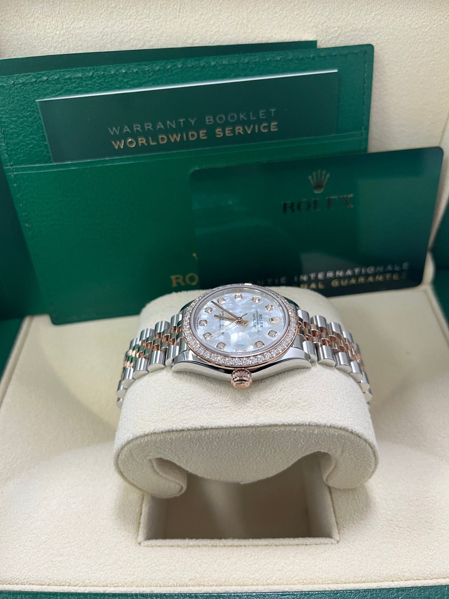 Rolex Datejust 31mm Mother Of Pearl Dial Rose Gold / Steel Reference #278381RBR - Image 7