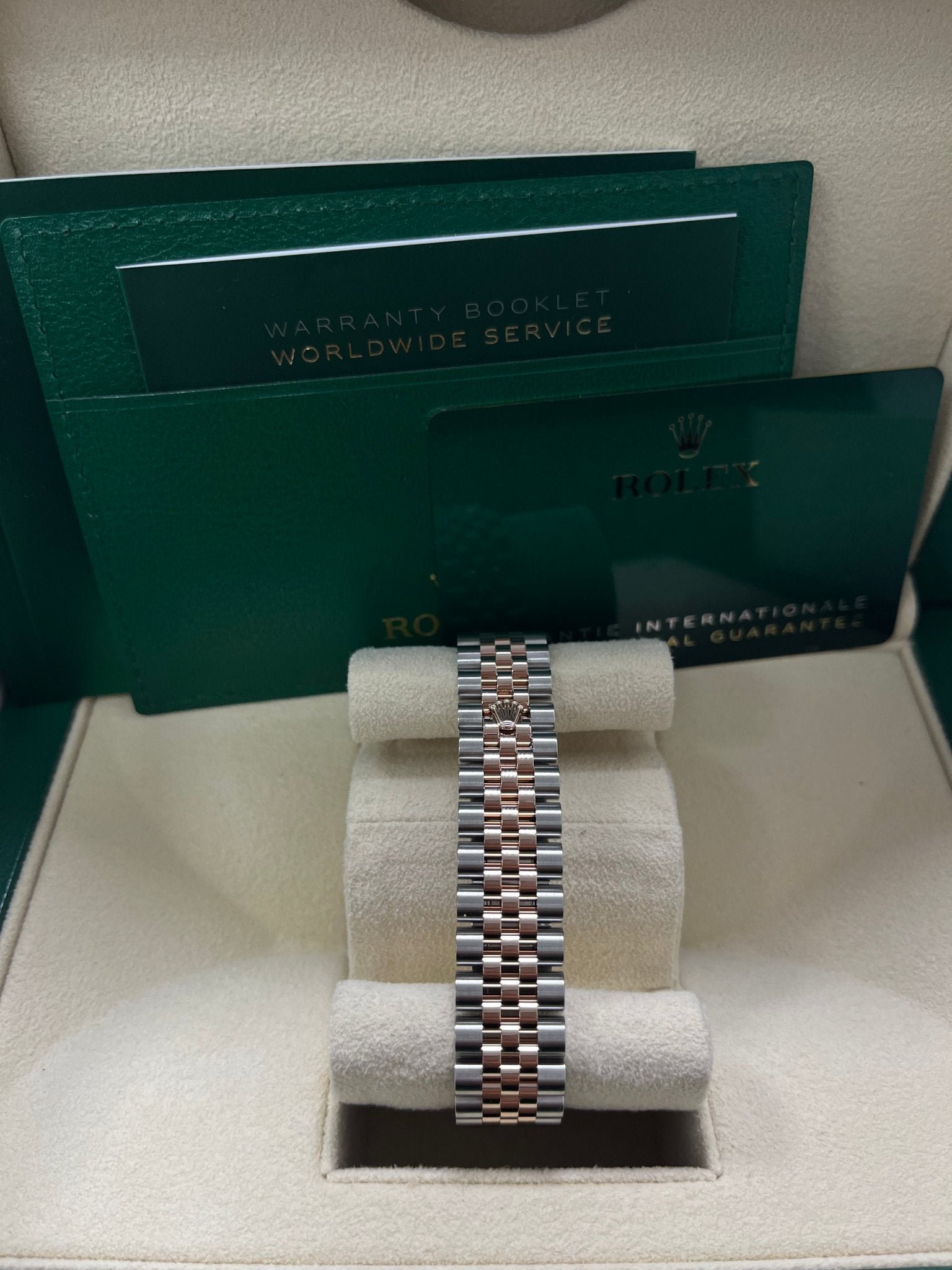 Rolex Datejust 31mm Mother Of Pearl Dial Rose Gold / Steel Reference #278381RBR - Image 6