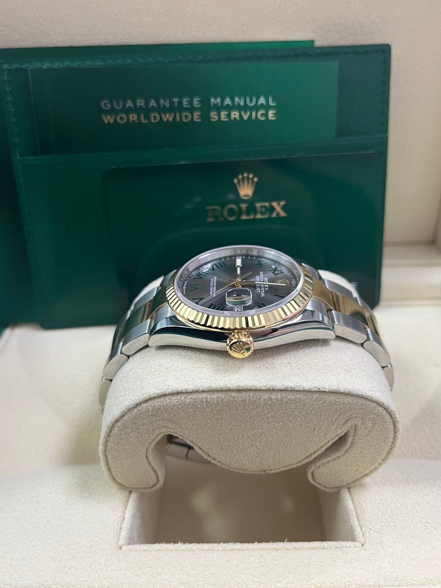 Rolex Datejust 36mm Wimbledon Dial Yellow Gold and Steel 126233 - Image 6