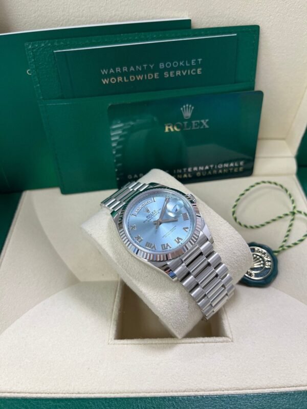 rolex-day-date-36-platinum-ice-blue-roman-dial-president-bracelet-128236-103752.jpg Rolex Day-Date 36 Platinum Ice Blue Roman Dial President Bracelet 128236