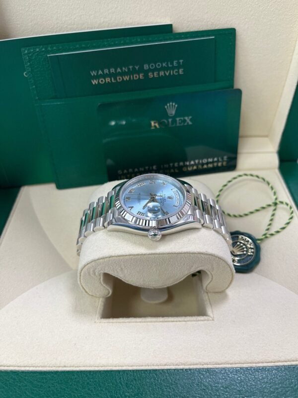 rolex-day-date-36-platinum-ice-blue-roman-dial-president-bracelet-128236-570864.jpg Rolex Day-Date 36 Platinum Ice Blue Roman Dial President Bracelet 128236