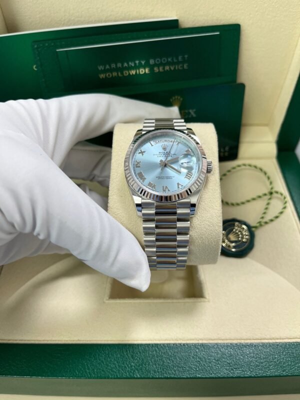 rolex-day-date-36-platinum-ice-blue-roman-dial-president-bracelet-128236-608439.jpg Rolex Day-Date 36 Platinum Ice Blue Roman Dial President Bracelet 128236