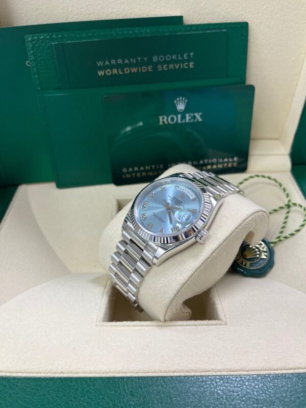 rolex-day-date-36-platinum-ice-blue-roman-dial-president-bracelet-128236-980787.jpg Rolex Day-Date 36 Platinum Ice Blue Roman Dial President Bracelet 128236