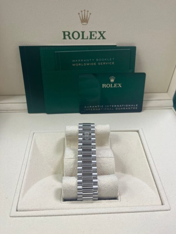 rolex-day-date-40-platinum-day-date-40-watch-fluted-bezel-ice-blue-index-dial-president-bracelet-228236-921335.jpg Rolex Day-Date 40 Platinum Day-Date 40 Watch - Fluted Bezel - Ice Blue Index Dial President Bracelet 228236