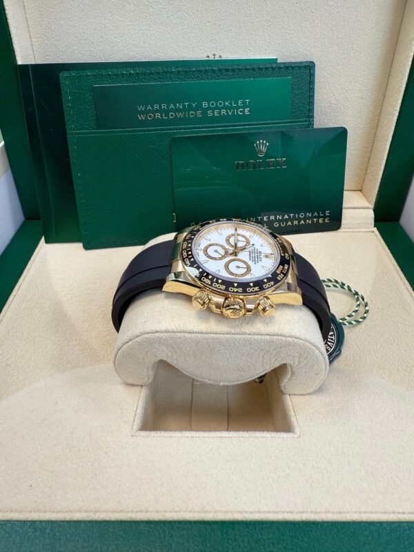 rolex-daytona-yellow-gold-black-cerachrom-bezel-white-index-dial-oysterflex-strap-126518ln-621668.jpg Rolex Daytona Yellow Gold Black Cerachrom Bezel White Index Dial Oysterflex Strap 126518ln
