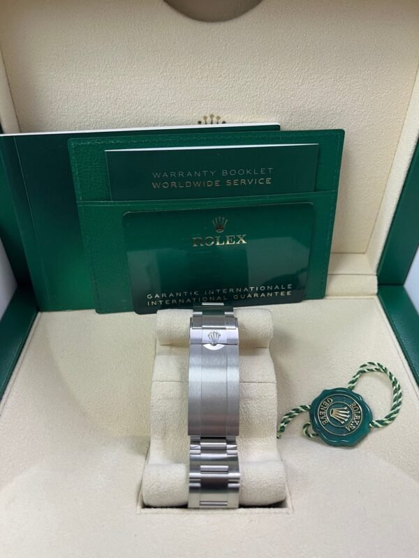 rolex-sea-dweller-deepsea-black-dial-oyster-bracelet-136660-288258.jpg Rolex Sea-dweller Deepsea Black Dial Oyster Bracelet 136660