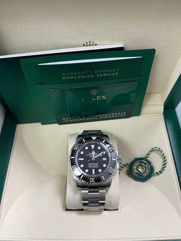 rolex-sea-dweller-deepsea-black-dial-oyster-bracelet-136660-392330.jpg Rolex Sea-dweller Deepsea Black Dial Oyster Bracelet 136660