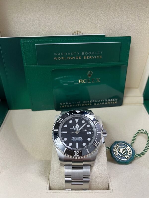 rolex-sea-dweller-deepsea-black-dial-oyster-bracelet-136660-521131.jpg Rolex Sea-dweller Deepsea Black Dial Oyster Bracelet 136660