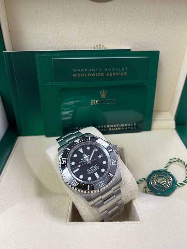 rolex-sea-dweller-deepsea-black-dial-oyster-bracelet-136660-786976.jpg Rolex Sea-dweller Deepsea Black Dial Oyster Bracelet 136660