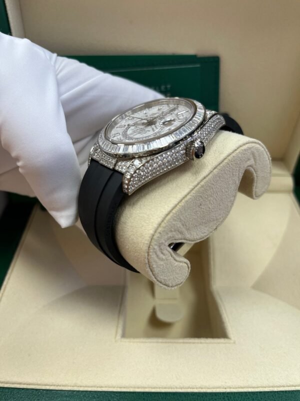 rolex-sky-dweller-meteorite-diamonds-baguette-dial-factory-diamonds-336259tbr-106570.jpg Rolex Sky-Dweller Meteorite Diamonds Baguette Dial Factory Diamonds 336259TBR