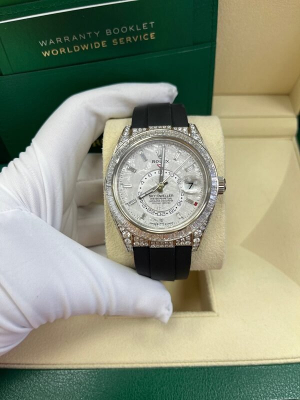 rolex-sky-dweller-meteorite-diamonds-baguette-dial-factory-diamonds-336259tbr-411520.jpg Rolex Sky-Dweller Meteorite Diamonds Baguette Dial Factory Diamonds 336259TBR